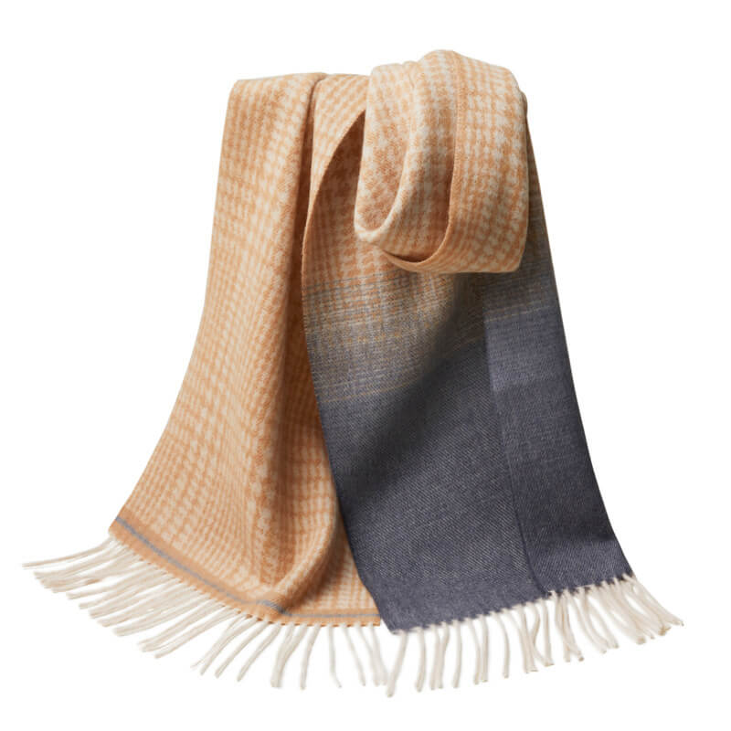 Women's Color Gradient Plaid Cashmere Scarf