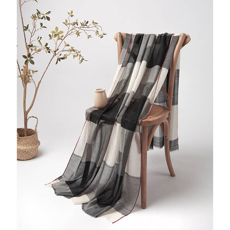 200s Gradient Color Lightweight Cashmere Scarf