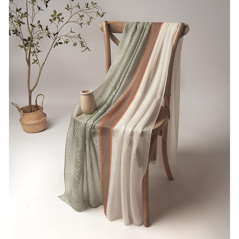 200s Gradient Color Lightweight Cashmere Scarf