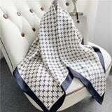 Charger l&#39;image dans la galerie, Foulard carré en sergé de soie vintage, châle soyeux de mûrier, 35 pouces, 14 momme