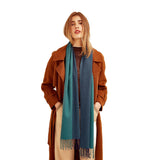 Laden Sie das Bild in den Galerie-Viewer, Mehrfarbiger Schal mit Einsätzen aus reinem Kaschmir in Grün