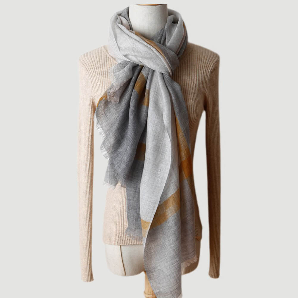 200S Plaid 100% Cashmere Shawl Wrap