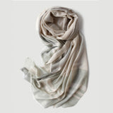 Charger l&#39;image dans la galerie, Châle en cachemire des années 200 avec lignes décoratives