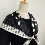 Cargar imagen en el visor de la galería, Bufanda cuadrada de seda con lunares, bufanda tipo chal de satén de seda de morera, 35 pulgadas, 12 momme