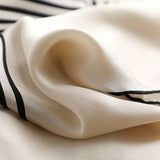 Cargar imagen en el visor de la galería, Bufanda cuadrada de seda grande con rayas geométricas a rayas blancas y negras de 35 pulgadas