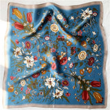 Cargar imagen en el visor de la galería, Bufanda cuadrada de seda estampada 21&quot; - 12 momme