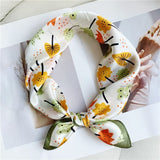 Cargar imagen en el visor de la galería, Bufanda cuadrada de seda estampada 21&quot; - 12 momme