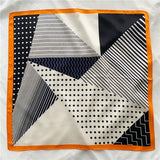 Cargar imagen en el visor de la galería, Bufanda cuadrada de satén puro 100% seda de morera de 21&quot; 12 momme