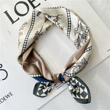 Cargar imagen en el visor de la galería, Bufanda cuadrada pequeña 100 % pura seda de morera para mujer - 12 momme