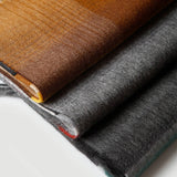 Laden Sie das Bild in den Galerie-Viewer, Karierter Kaschmirschal mit Farbverlauf für Herren