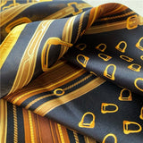 Cargar imagen en el visor de la galería, Pañuelo de seda 100% de lujo para mujer