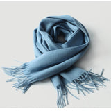 Laden Sie das Bild in den Galerie-Viewer, Hellblauer Kaschmirschal mit Wassermuster