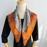 Cargar imagen en el visor de la galería, Bufanda de pelo de seda de morera a la moda, diseño cuadrado Vintage