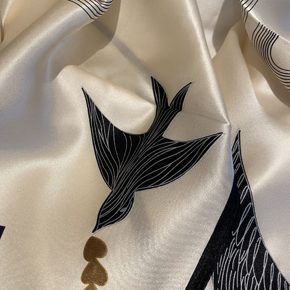 Bufanda cuadrada de seda estampada de 35"
