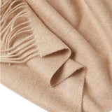 Charger l&#39;image dans la galerie, Écharpe à franges ondulées en cachemire Camel